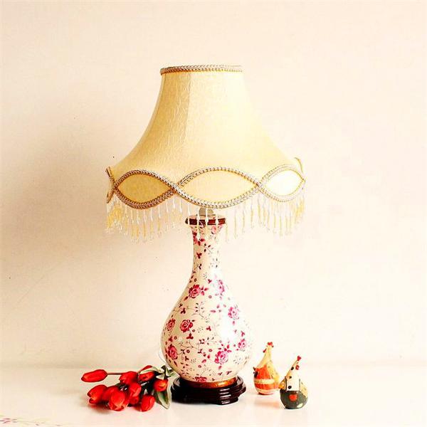 別墅臥室臺(tái)燈