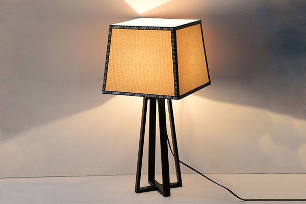 房間臺(tái)燈的選擇原則