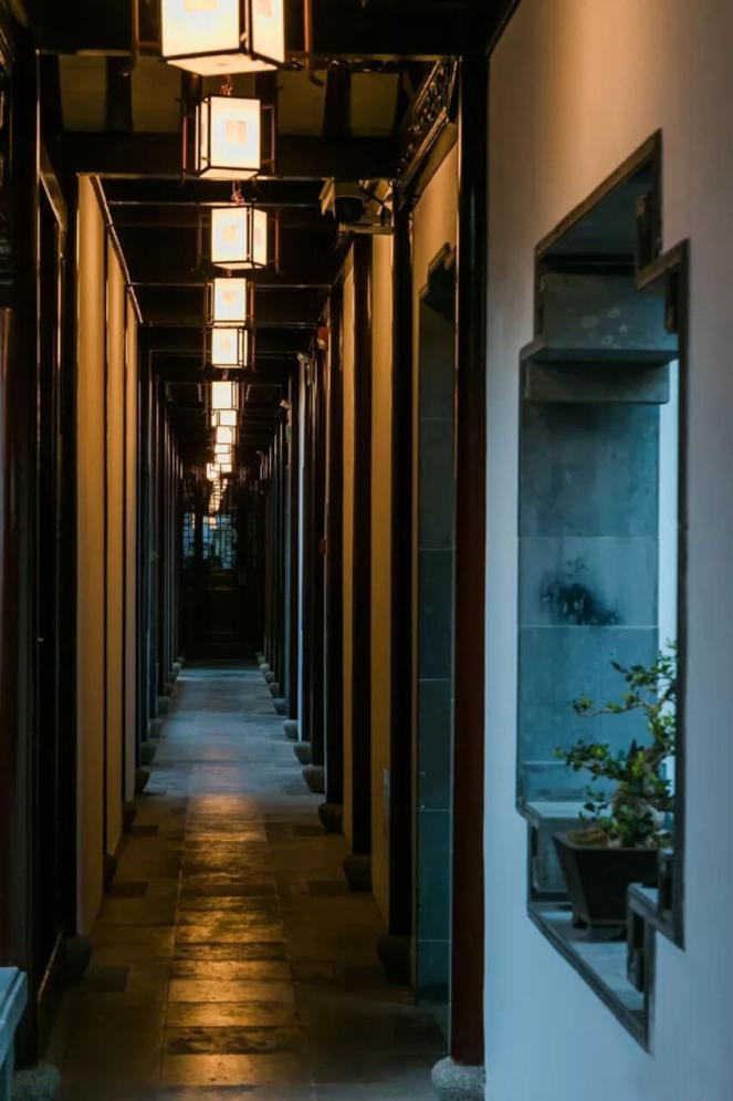 蘇式園林酒店照明設計方案-蘇州墨客園酒店燈光設計
